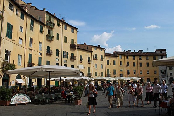 piazza-anfiteatro