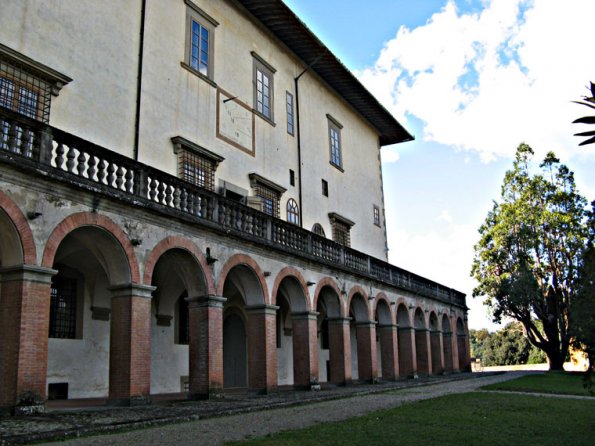 villa_poggio_a__caiano12